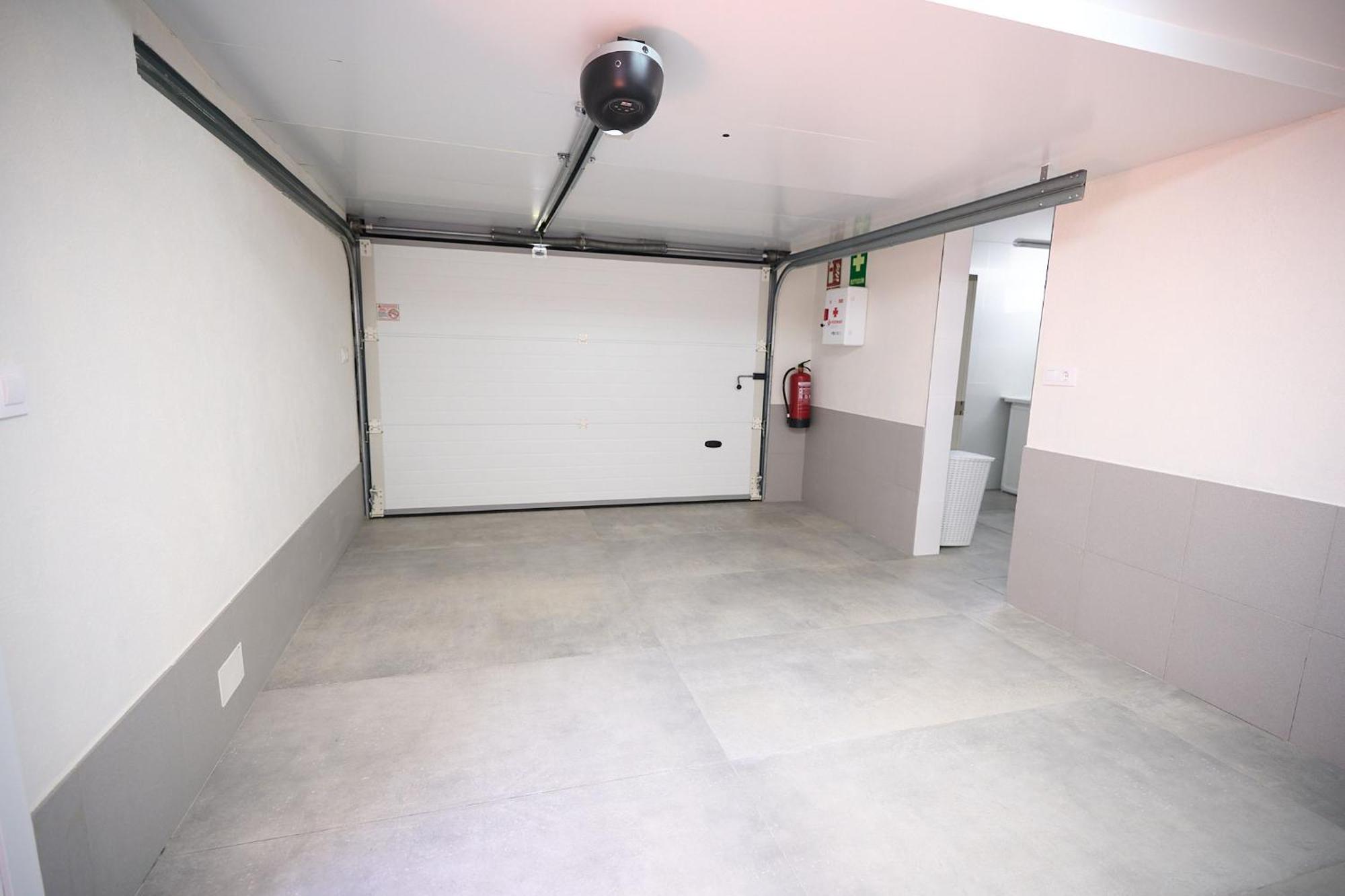 Apartamento Sanmartino Con Jacuzzi Tui Bagian luar foto